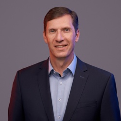 Portrait view of Volker Schlotz, Game Changer ctrlX AUTOMATION
