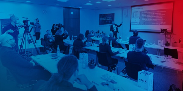 Teilnehmer der ctrlX AUTOMATION Fachpressekonferenz 2021 in Lohr am Main